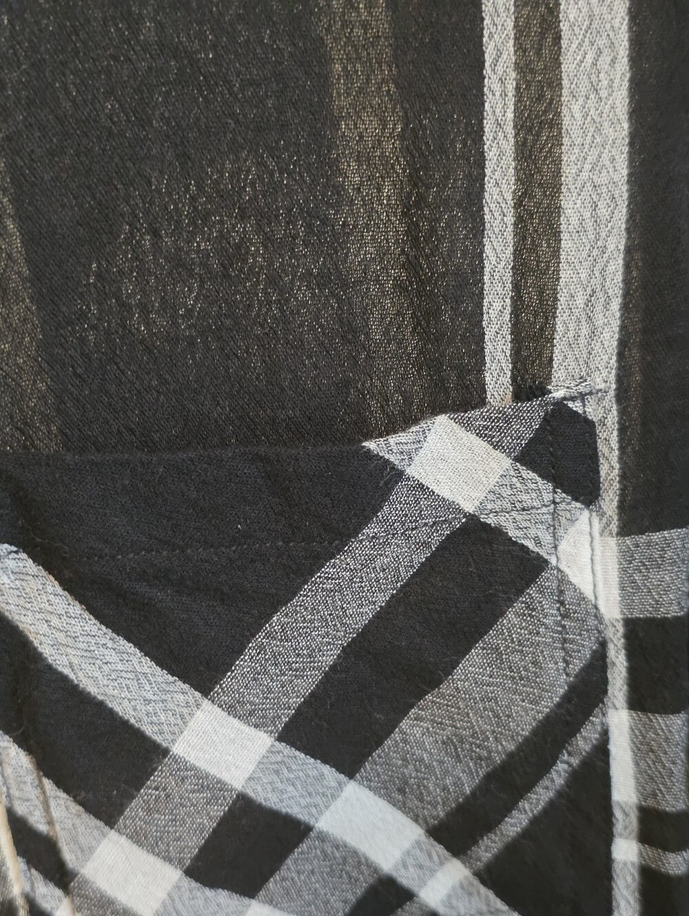 Lucky Brand Black & White Plaid Button-Up Shirt - Picture 4 of 5